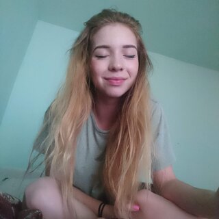 HotBabyKiss