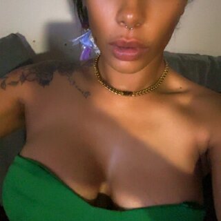 PoppyLeighXXX